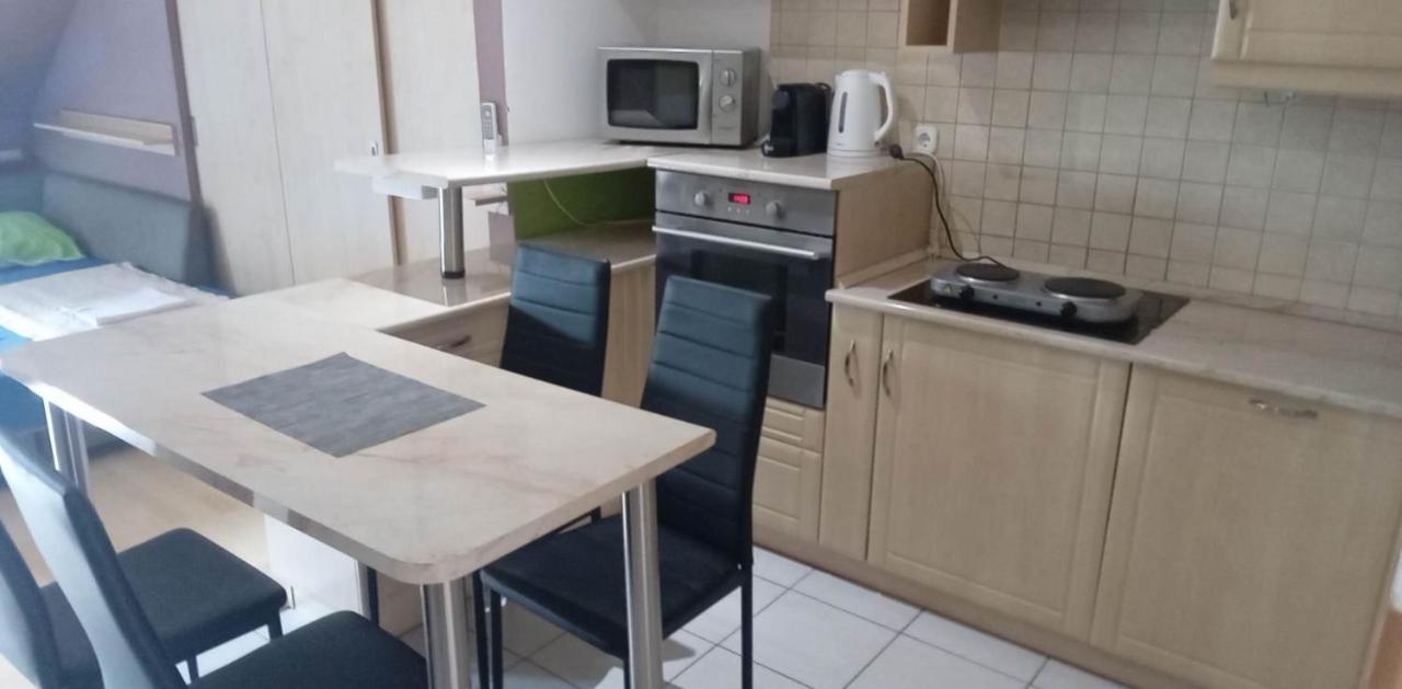 Levendula Apartment Bekescsaba Luaran gambar